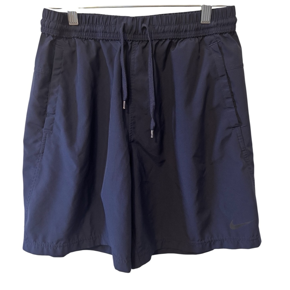 Nike Men’s Navy Athletic Shorts with Drawstring Size Medium Waist 14 Pockets